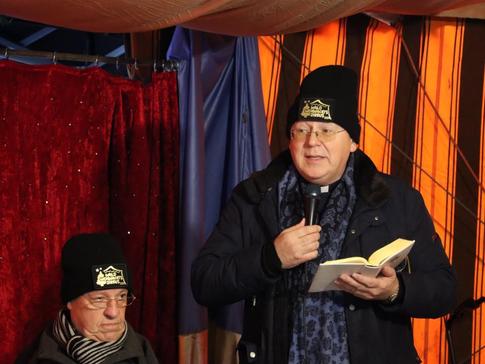 Waldweihnachtszirkus