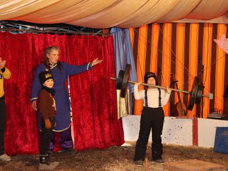 Waldweihnachtszirkus