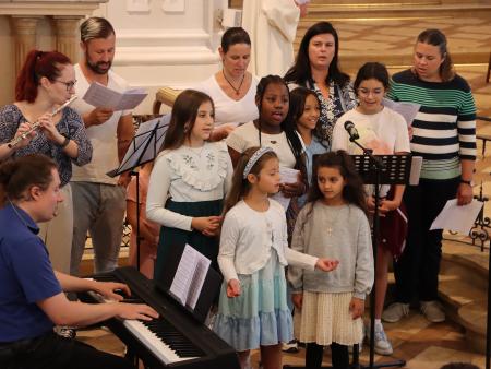 Schulanfangsgottesdienst St. Stefan + 90 Jahre JUBLA