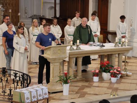 Schulanfangsgottesdienst St. Stefan + 90 Jahre JUBLA