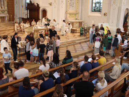 Schulanfangsgottesdienst St. Stefan + 90 Jahre JUBLA