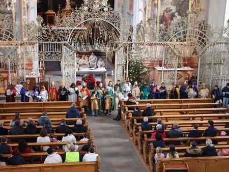 Gottesdienst mit Aussendung der Sternsinger